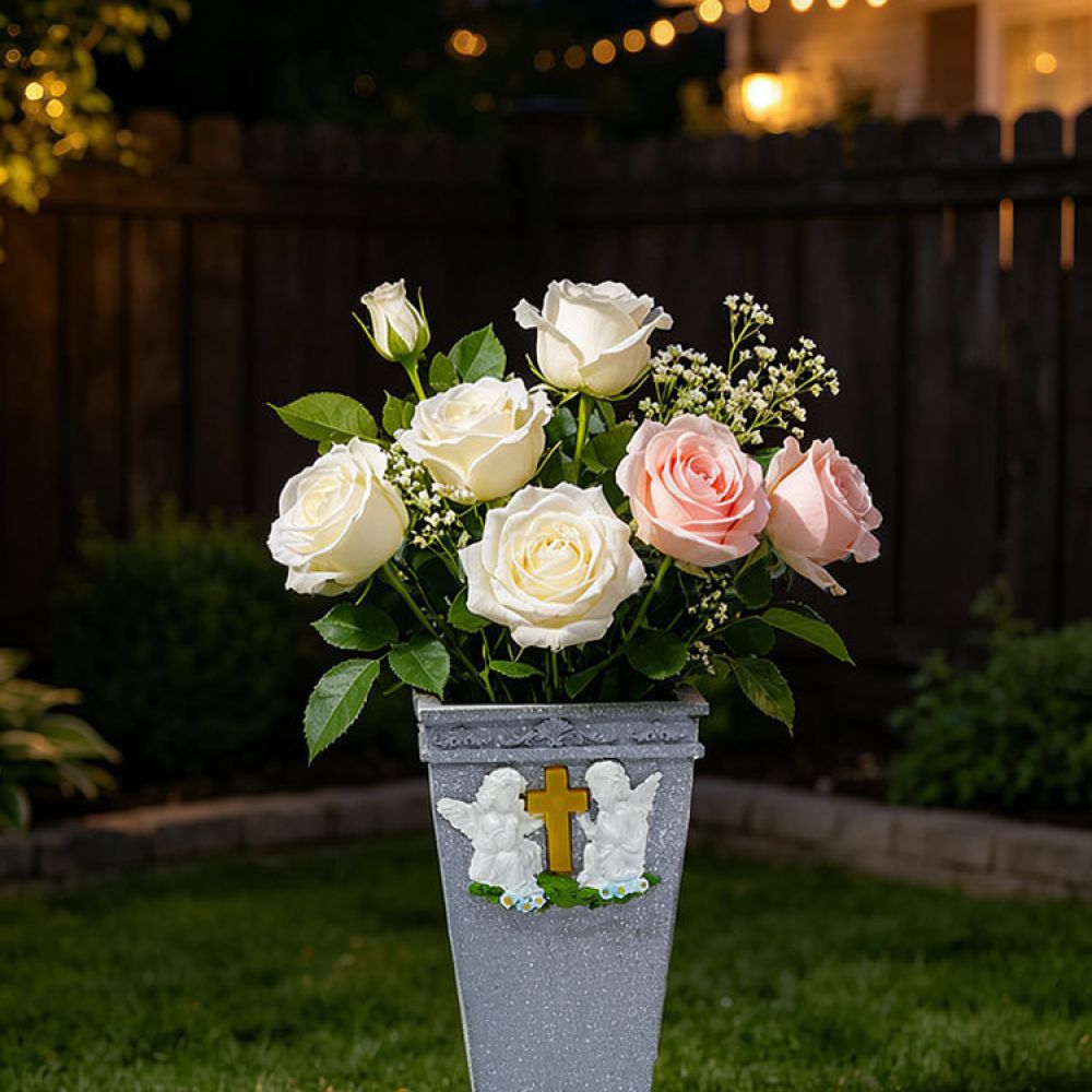 Vase Decor - مزهرية تذكارية على شكل صليب مزخرف